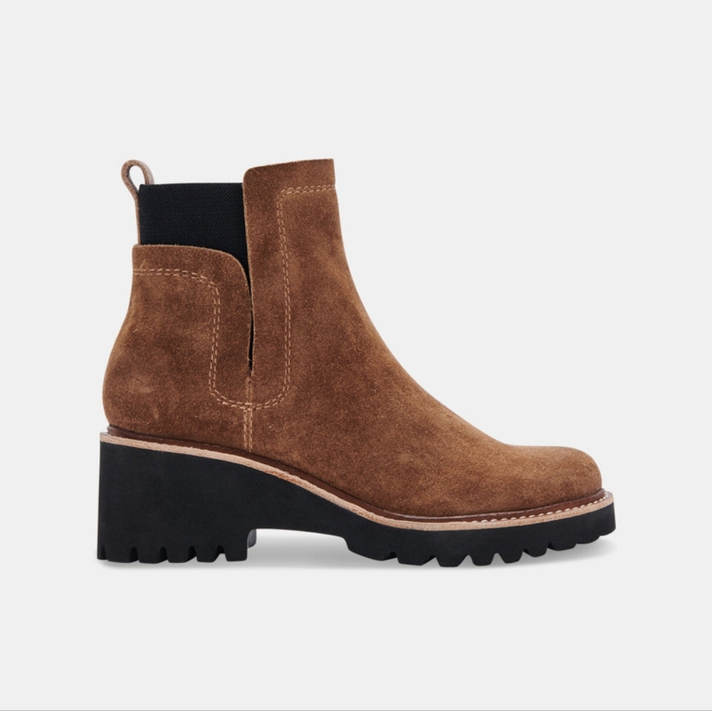 Dolce Vita Huey H20 Boot Ankle Lug Sole Size 10 Brown Suede Bootie Fall Slip On - Picture 1 of 12
